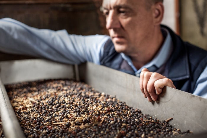 Caorunn Master Distiller Simon Buley