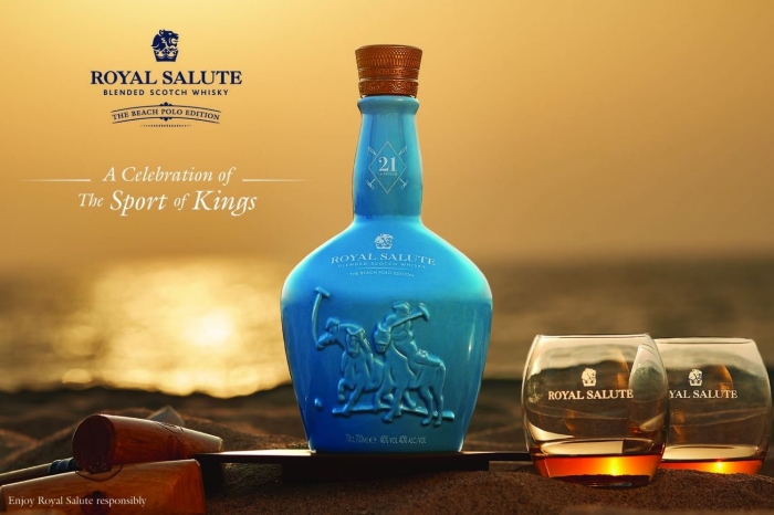 Royal Salute whisky bottle with whisky glasses