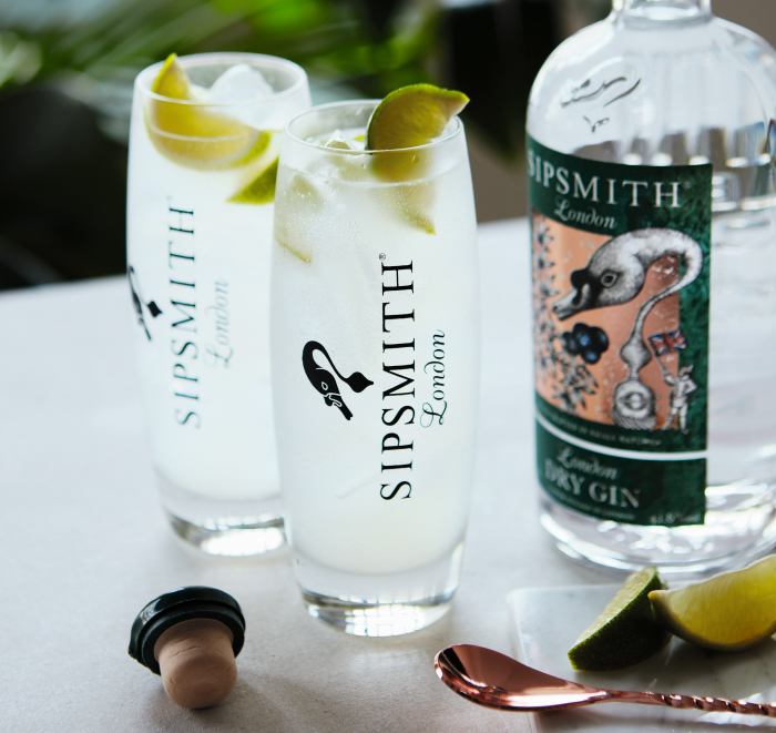 A London Mule gin cocktail from the 100 gin cocktails recipe book from Sipsmith gin