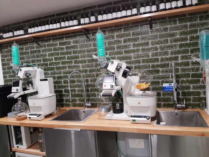 The Porter's Gin Laboratory, The Distillery without a Still.