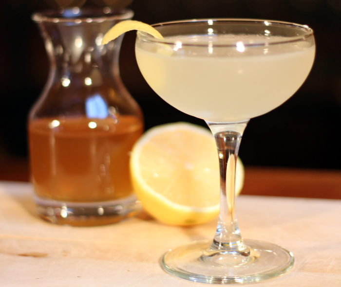 Bee's Knees Gin Cocktail