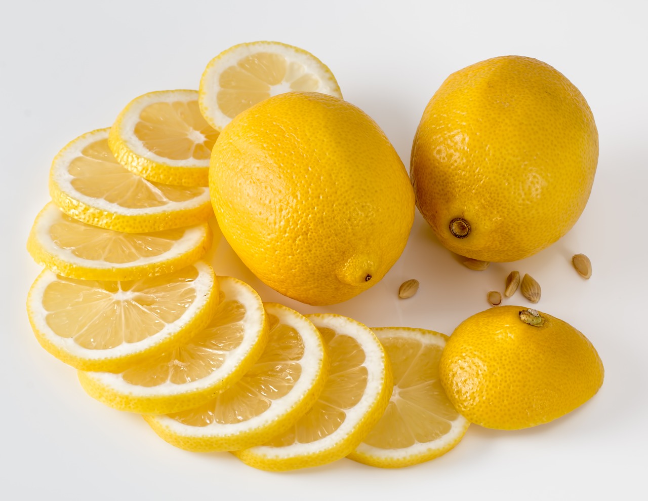 Lemons and lemon slices