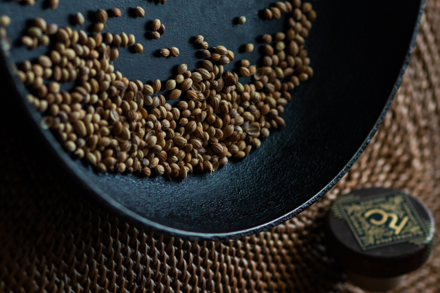 Botanicals in Hapusa Indian Gin from the Himalayas