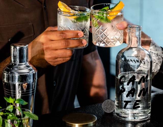 Mezcal Campante Bottle and cocktails