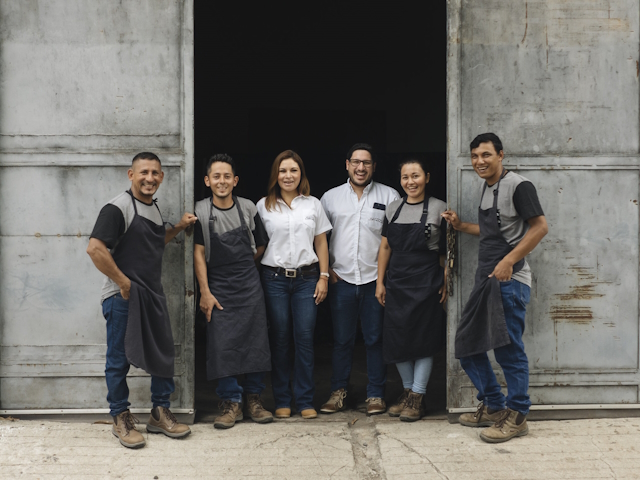 Cihuatan Alux Rum distillery workers