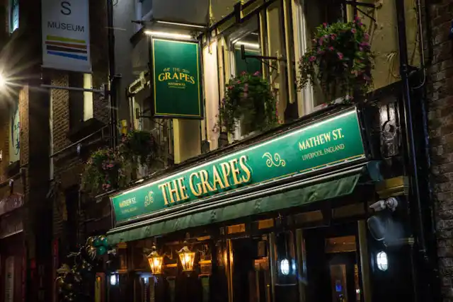 The Grapes Pub Liverpool
