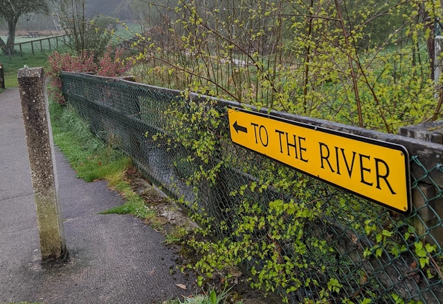 Signpost pointing to the River Spey in Scotland